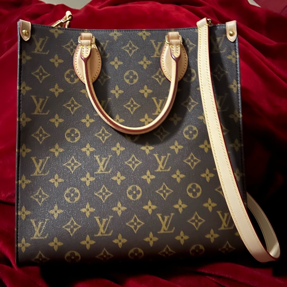 Louis Vuitton Sac Plat PM